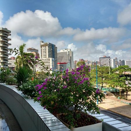 Apt. Em Hotel Na Av. Beira Mar Em Fortaleza ภายนอก รูปภาพ