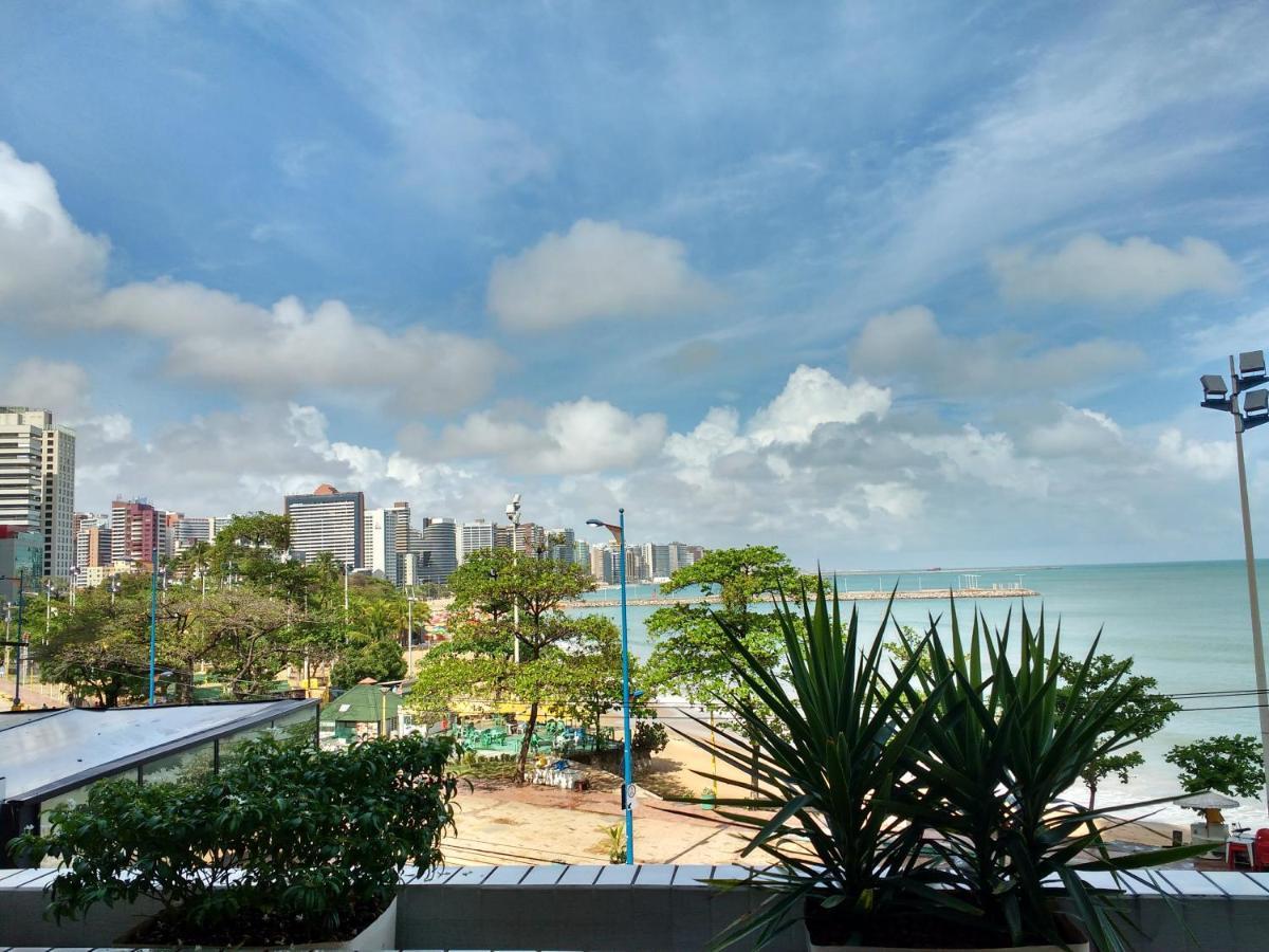Apt. Em Hotel Na Av. Beira Mar Em Fortaleza ภายนอก รูปภาพ
